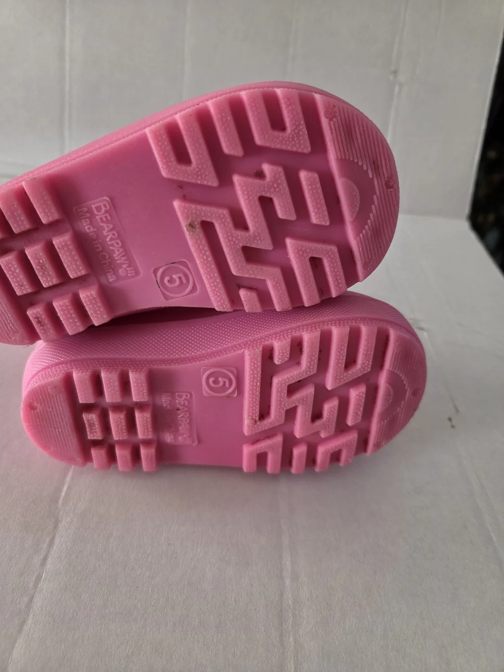BearPaw stylish pink